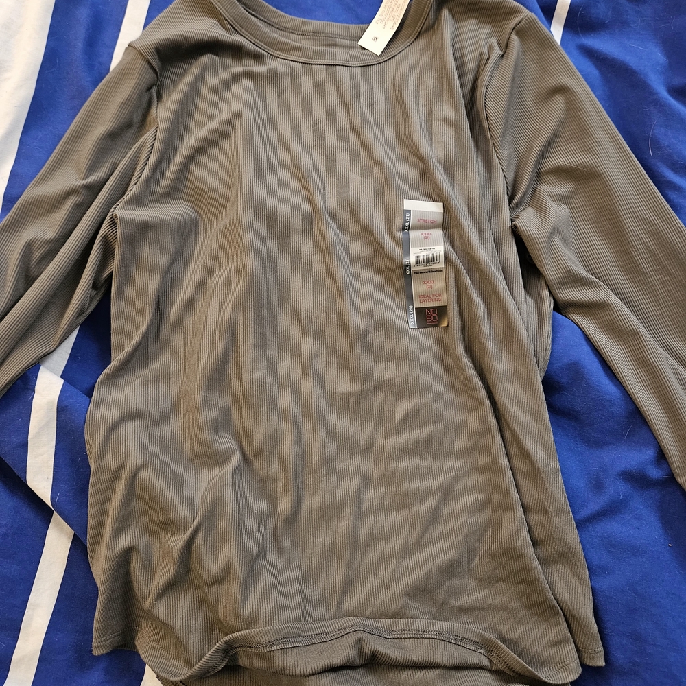 No boundaries plus size women's 3xl Shirt Green Midnight